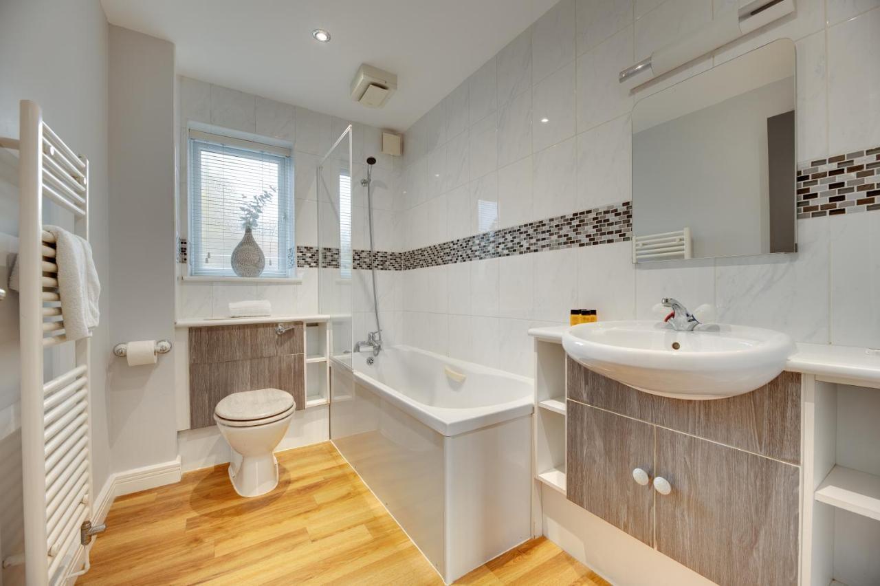 Swan Apartments 2A By Week2Week Newcastle upon Tyne Ngoại thất bức ảnh